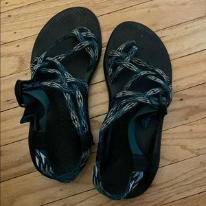 Women’s chacos size 10